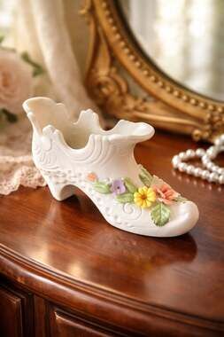 Vintage Lefton China Hand Painted Floral Porcelain Shoe Figurine 02498